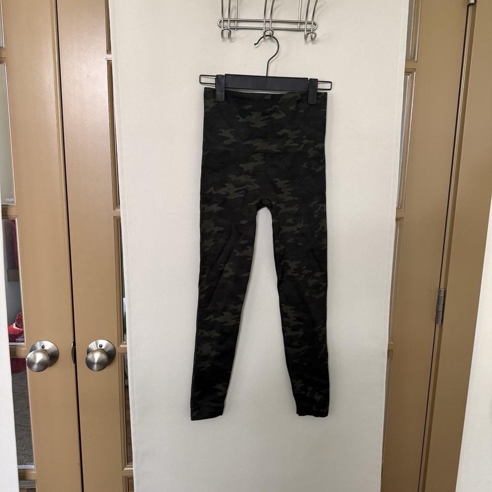 Spanx Womens Small Green Camoflauge Pull On Leggings Pants Bottoms